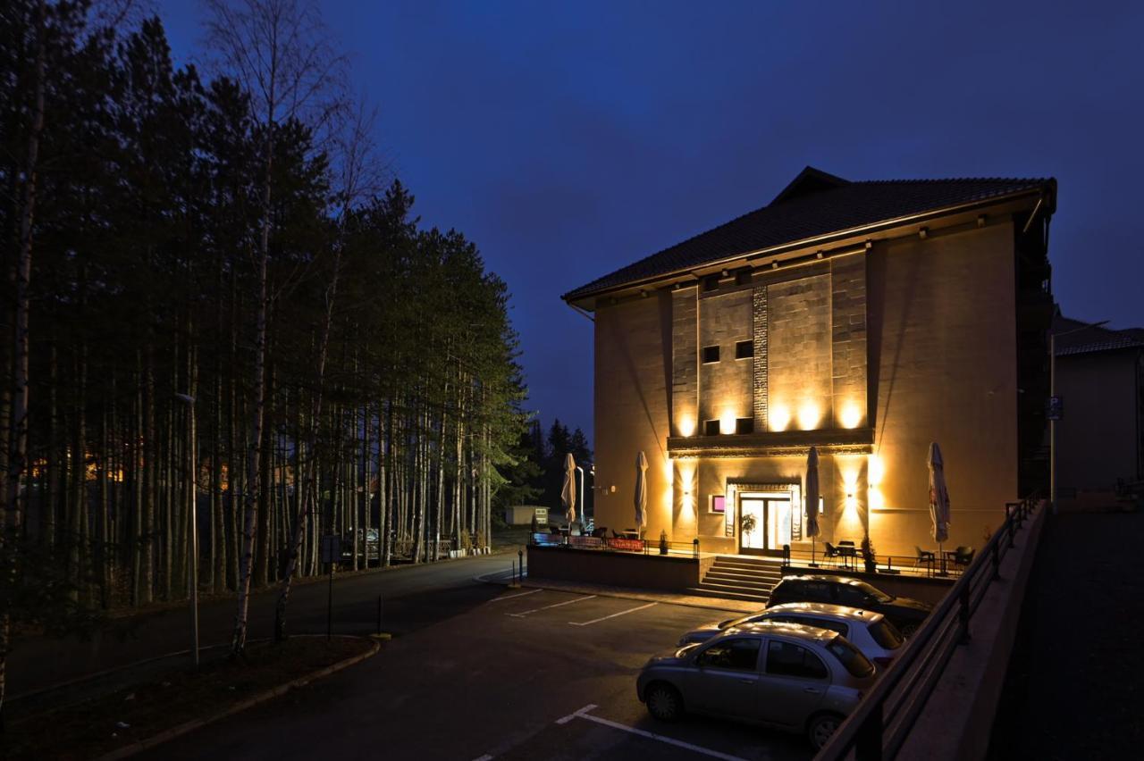 Apartment White Bear Zlatibor Buitenkant foto